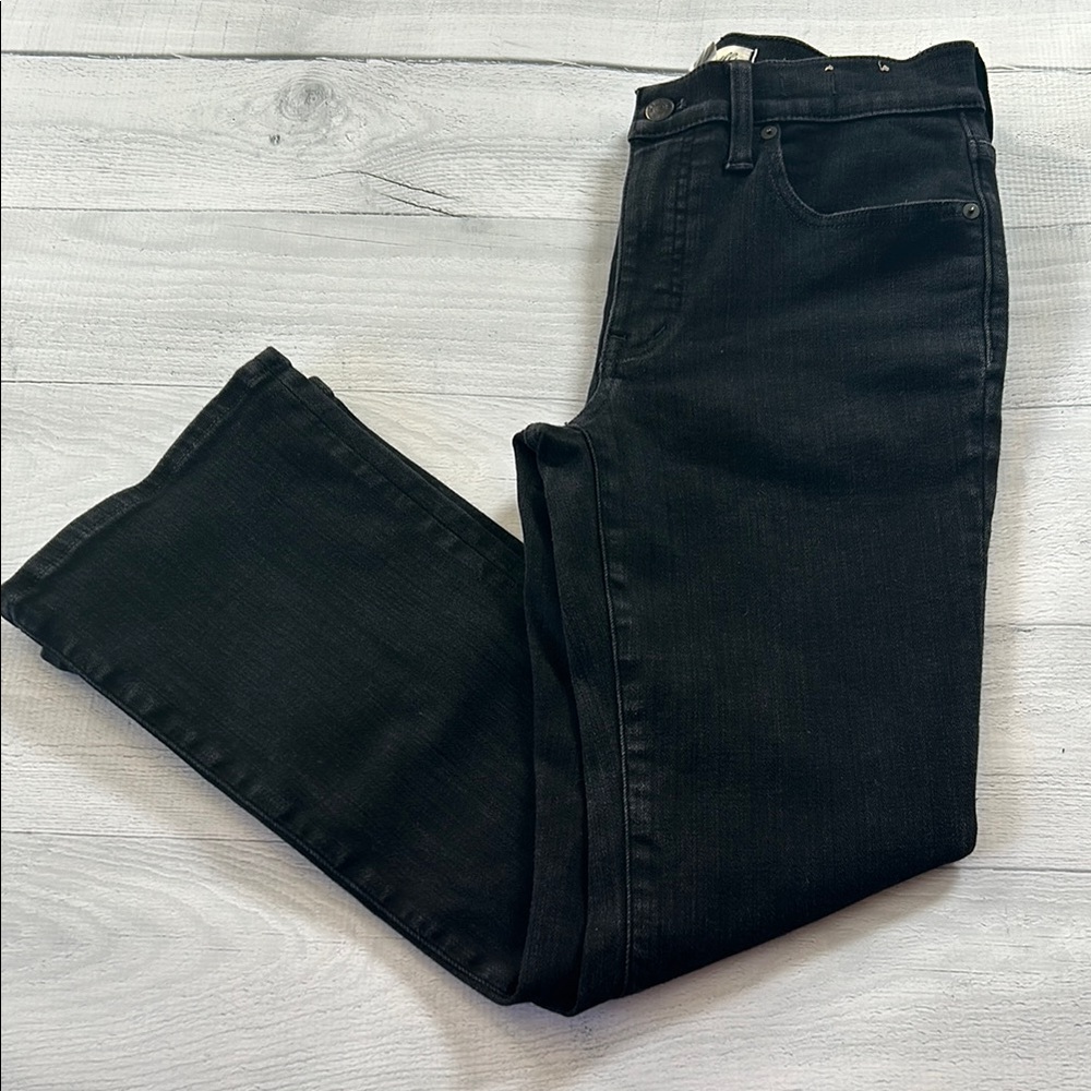 Madewell Mid-Rise Kick Out‎ Jeans Size 28